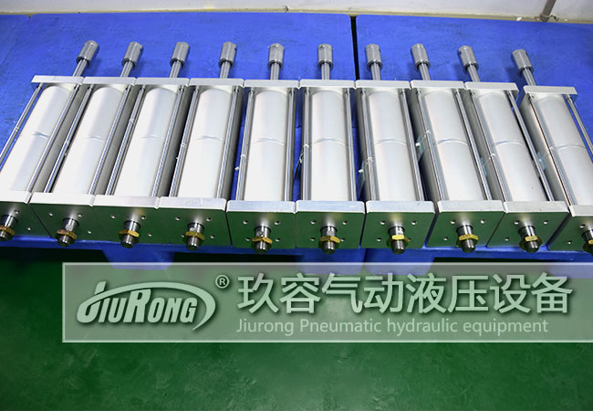 10臺行程可調的雙倍力氣缸 10臺行程可調的雙倍力氣缸